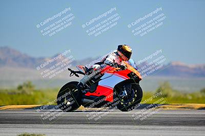 media/Mar-25-2024-Moto Forza (Mon) [[8d4319bd68]]/4-Novice Group/Session 2 (Turn 9 Side)/
